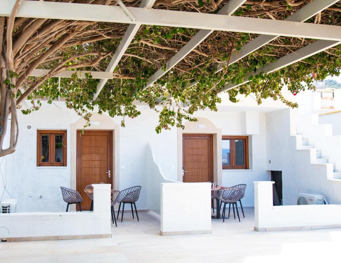 Naxos City Alta Vista Naxosアパートホテル エクステリア 写真