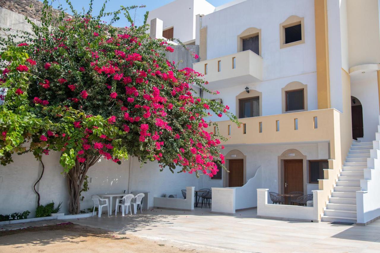 Naxos City Alta Vista Naxosアパートホテル エクステリア 写真