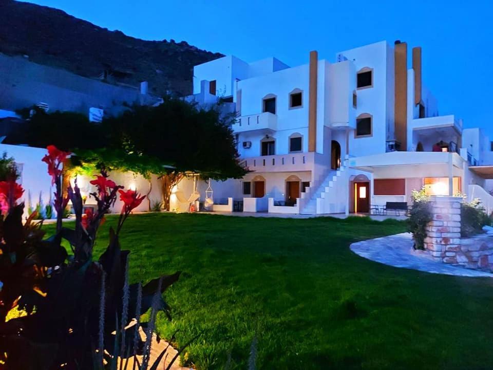 Naxos City Alta Vista Naxosアパートホテル エクステリア 写真
